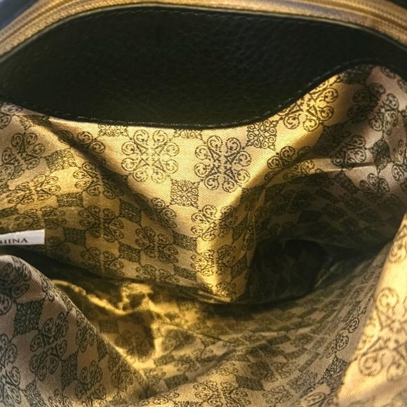 Pebbled Black Leather Fulton Crossbody/Shoulder Bag with Gold Logo - Picture 7 of 8